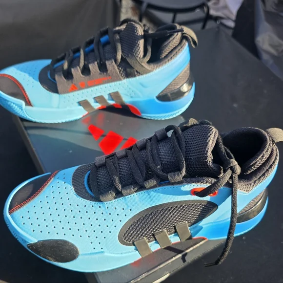 Blue and Black Adidas Don Issue 5 with Red Accents In Size 6.5 Y/Men (Like New) - Picture 4 of 16